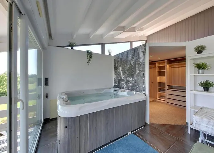 Villa Piscine Urt